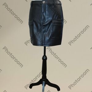 Love Tree Black Pencil Skirt